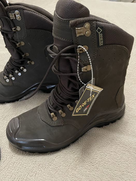 Нові берци термо розмір 40