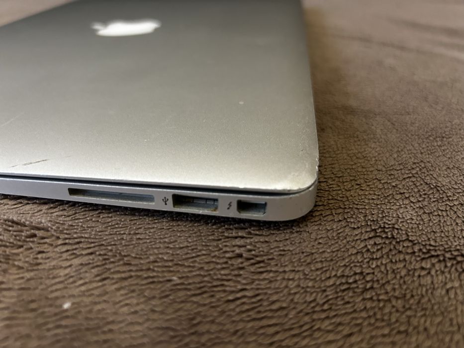 MacBook Air 13, Mid 2013,Sequoia .