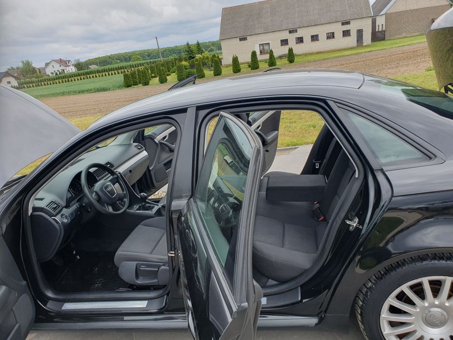 AUDI A4 B7 * * 2.0L Benzyna + LPG * * 3 Lata w Kraju- 1 WŁAŚCICIEL * *