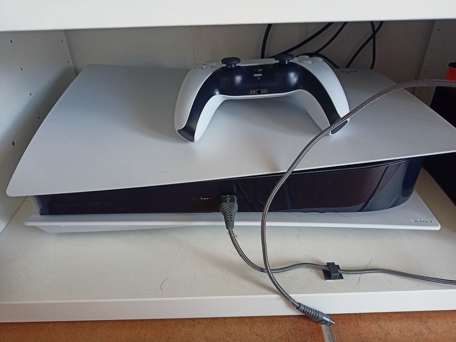 PS5 825gb com leitor de disco