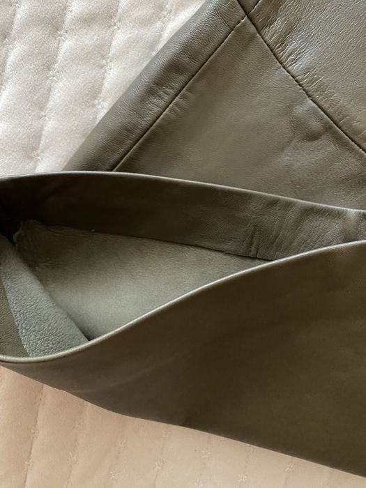Zara шкіряні 100% широкі штани хакі М