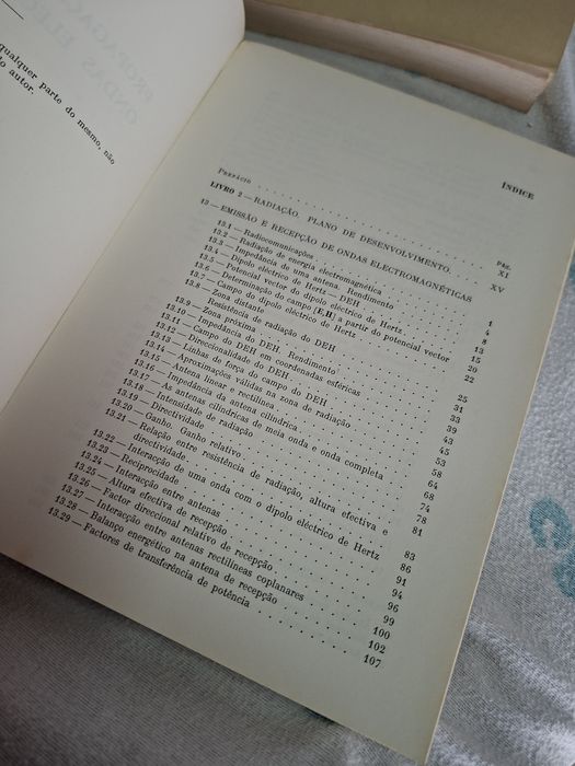 Ondas e Meios Materiais e Radiação Instituto Superior Técnico 2  volumes
