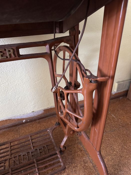 Maquina de Costura Singer