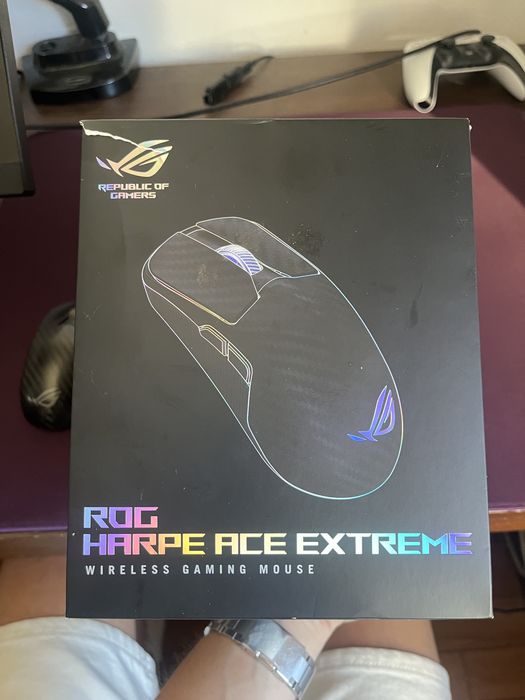 Asus rog harpe ace Extreme 47g carbono
