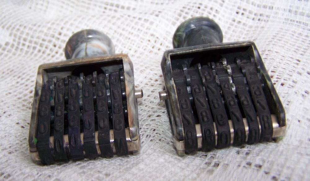 Канцелярский штамп-нумератор ручной