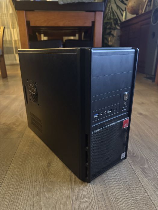 Torre Gaming + Mobitor Dell