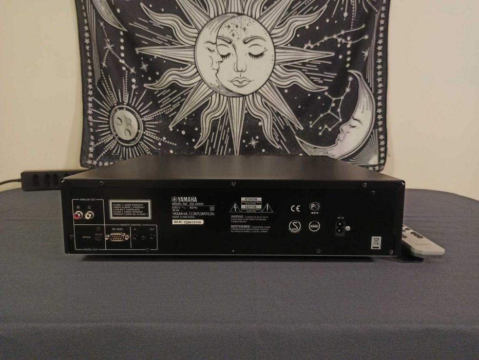 Odtwarzacz CD zmieniarka YAMAHA CD-C600 USB z pilotem