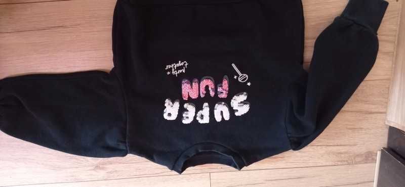 Bluza Reserved 110/116 dziewczynka cekiny