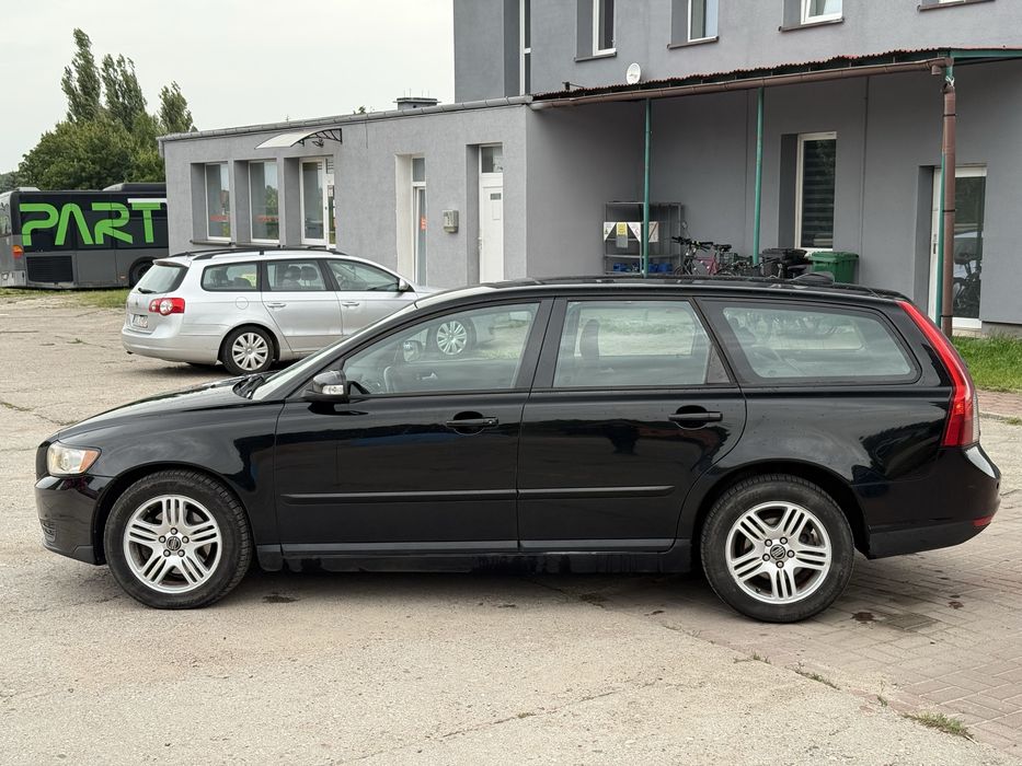 Volvo V50 LIFT 2.0 D 136 KM 2008 R KLIMA Alu Navi GWARANCJA