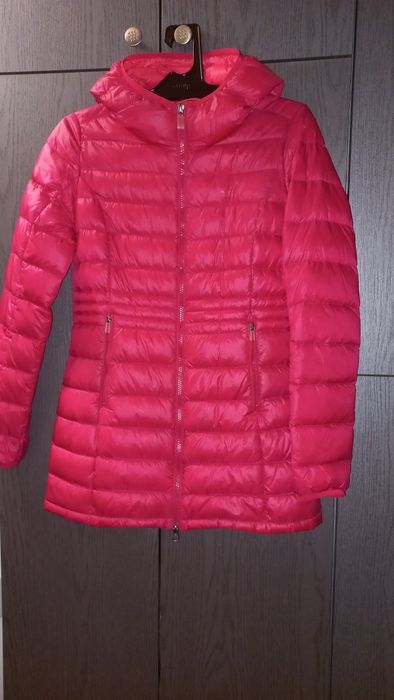 Стильна легка куртка пуховик ANTA, размер S.