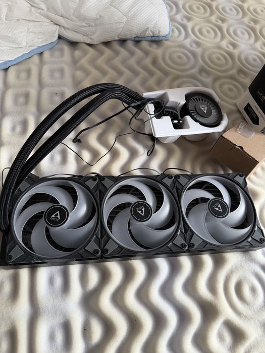Arctic cooling liquid freezer iii 420 rgb