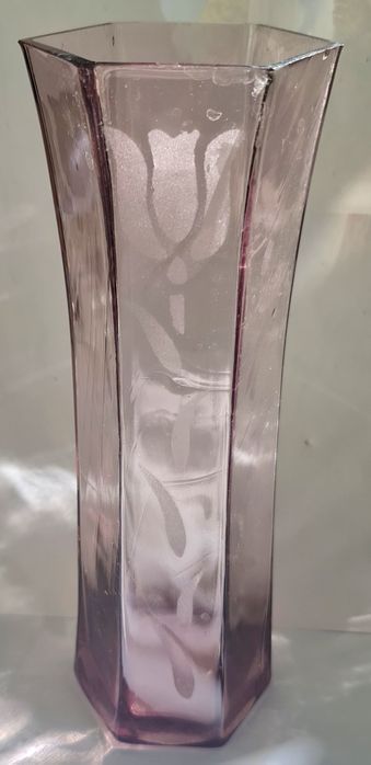 Fioletowy Różowy Liliowy wazon  ręcznie szlifowane rodem z PRL lata 80