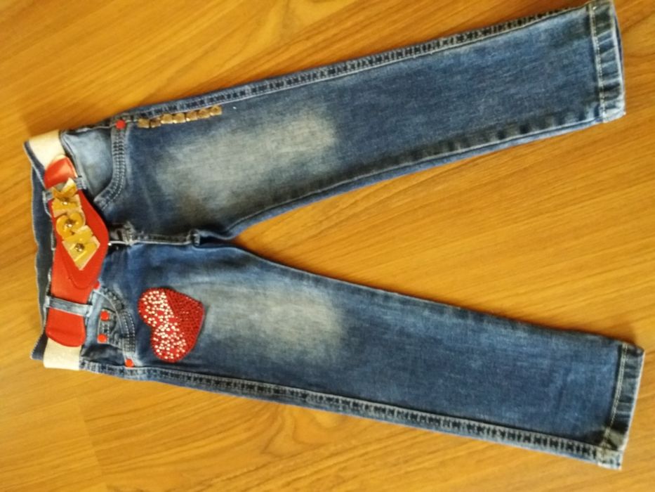 Джинси на дівчинку 4-5років