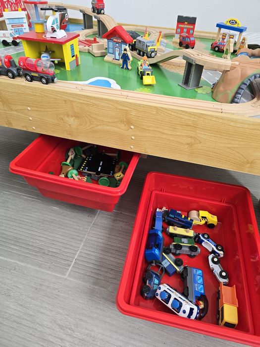 Mesa Kidkraft - Comboios64740311330945121