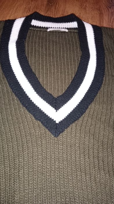 Elegancki sweter rozmiar M