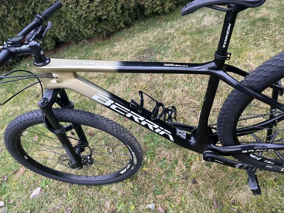 Rower MTB Berria Bravo karbon carbon M