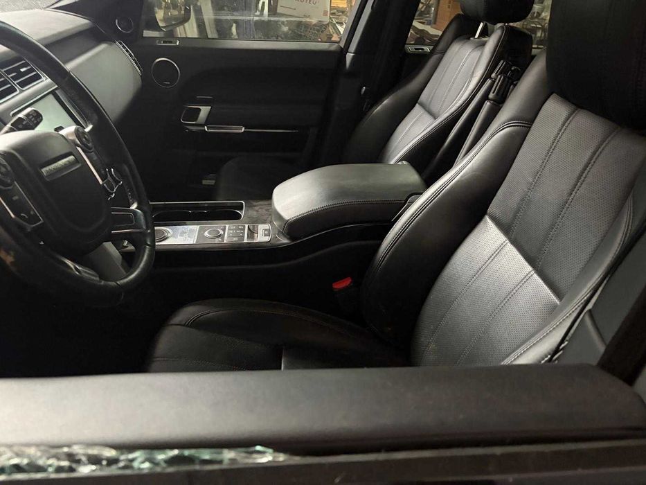 Range Rover para peças
