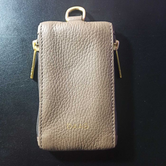 IVY taupe skórzane etui na klucze