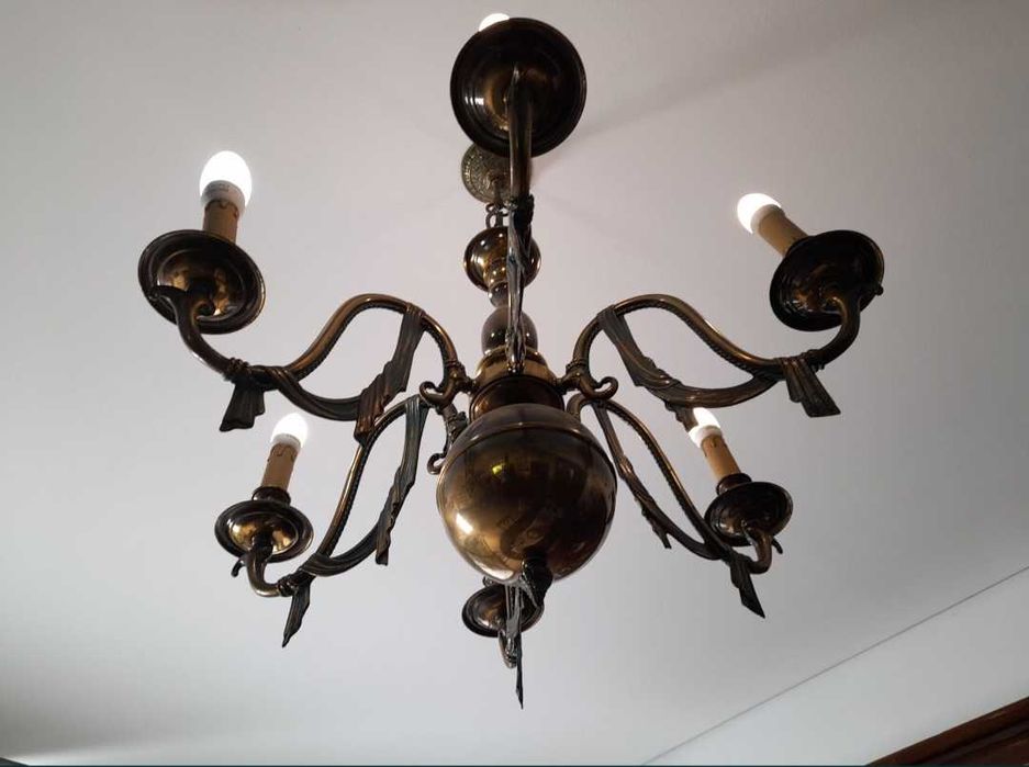 Ilumine sua Sala com Charme Rústico e Sofisticação