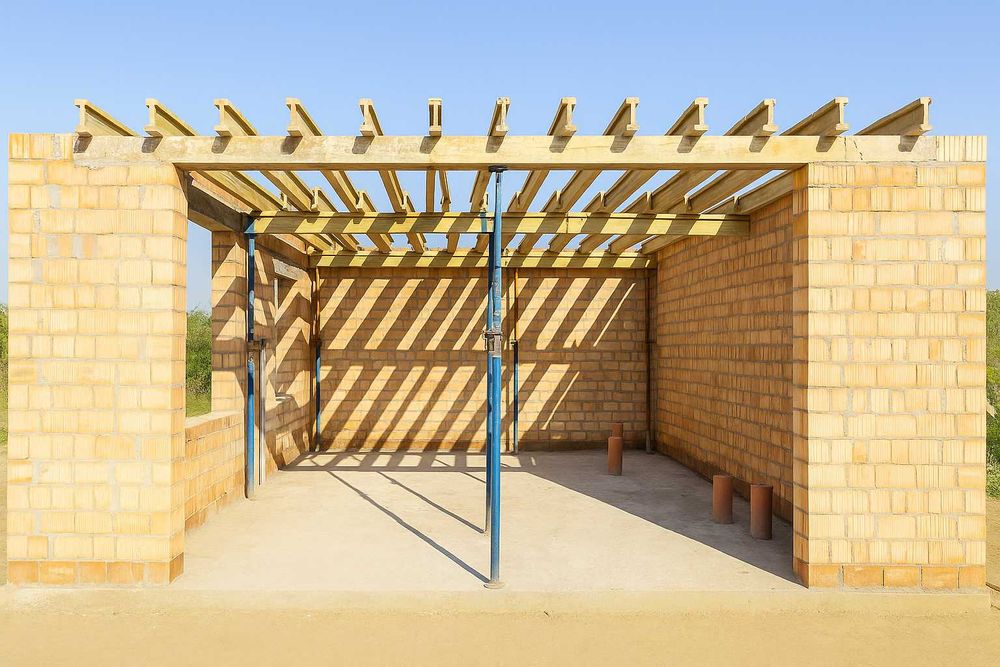 Wypożyczalnia sprzętu- Betoniarki, Szalunki stropowe/ścienne, Agregaty