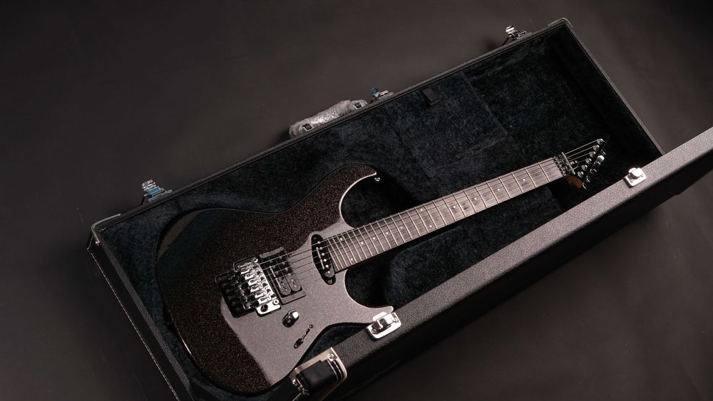 Edwards E-MV-125FR Custom Order – Japan – Black w/ Gold Sparkle