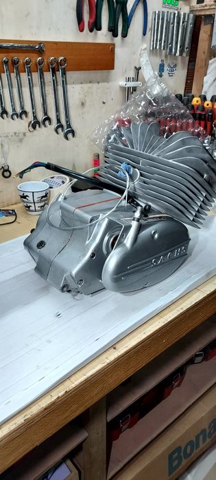 Motor sachs reparado