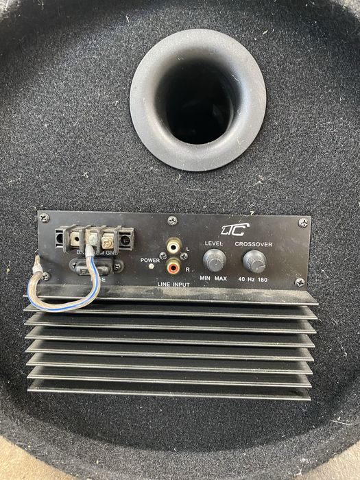 Subwoofer samochodowy