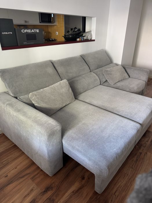 Sofá Ikea ESKILSTUNA 3 lugares c/chaise longue