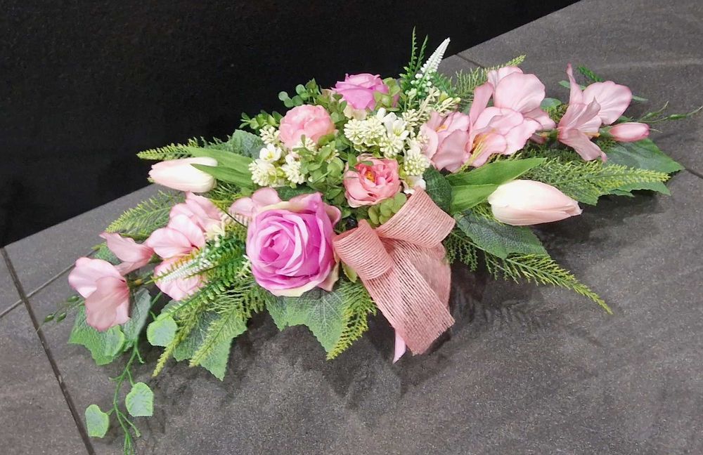 Stroik WIOSENNY kompozycja kwiatowa na grób WG243