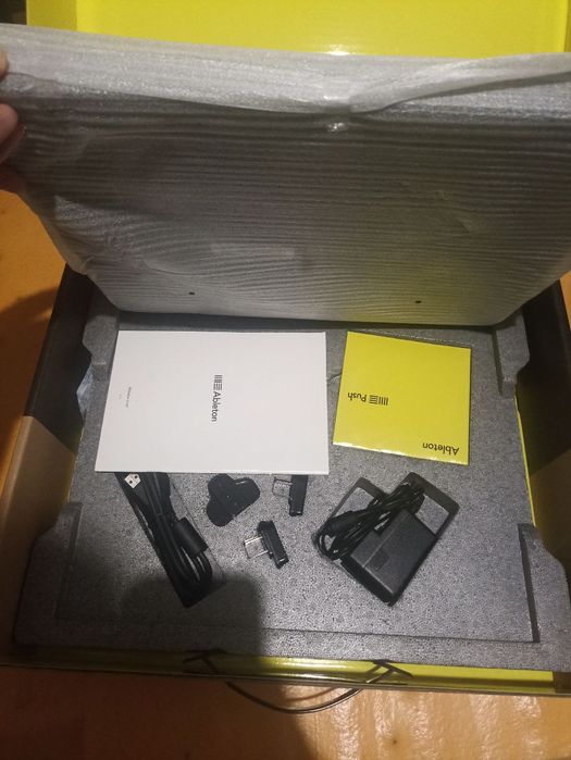 Midi-контролерів від Ableton Push 2