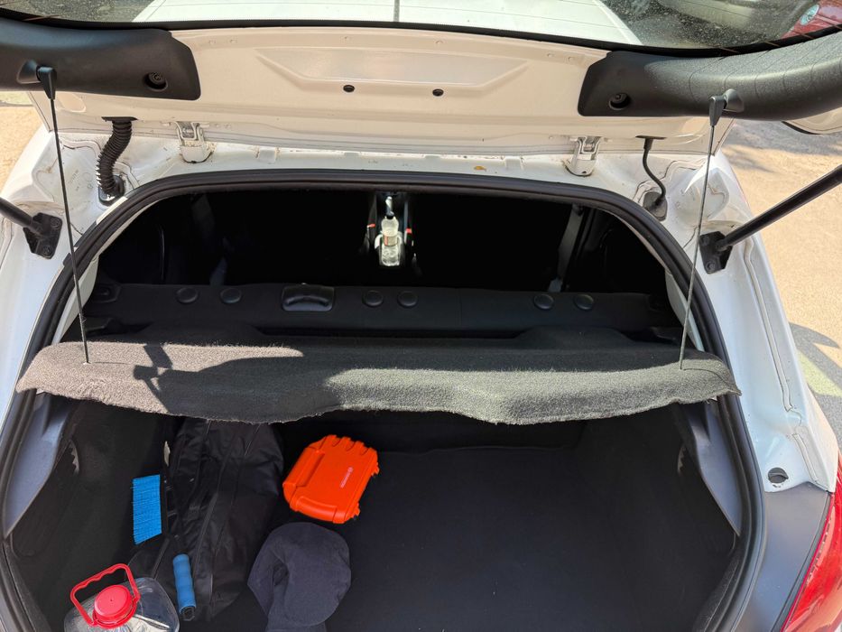 Продам Peugeot 208 2016 $5800