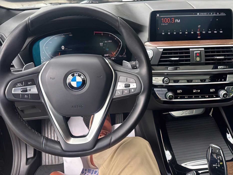 BMW X3      2020