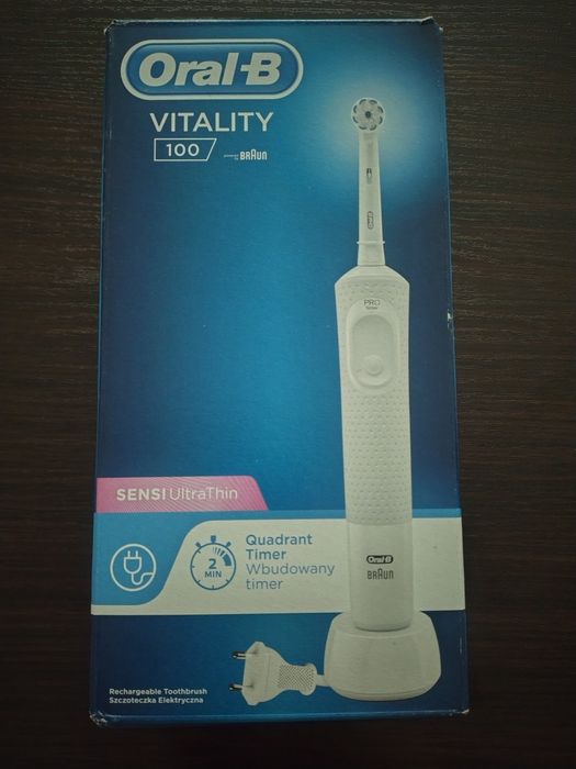 Nowa szczotka elektryczna do zębów Oral-B vitality 100