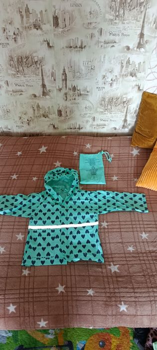 Дощовики на дівчинку, продам не дорого