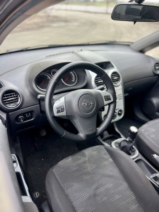 Opel corsa 1.2cc