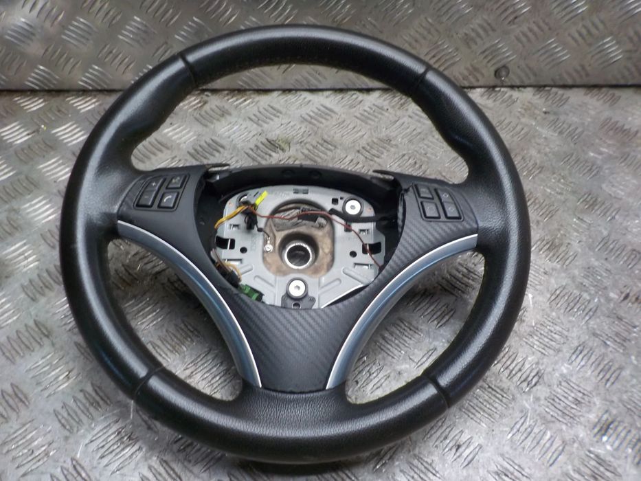 BMW E87 E81 KIEROWNICA