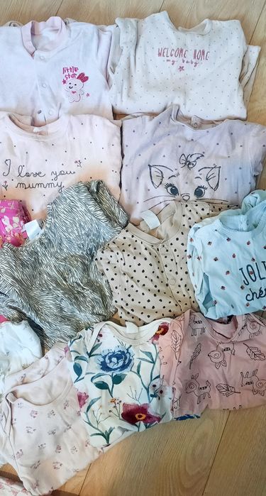 Продам ромплери утеплені чоловічки 12 штук боді 4 штуки 74 80 розмір