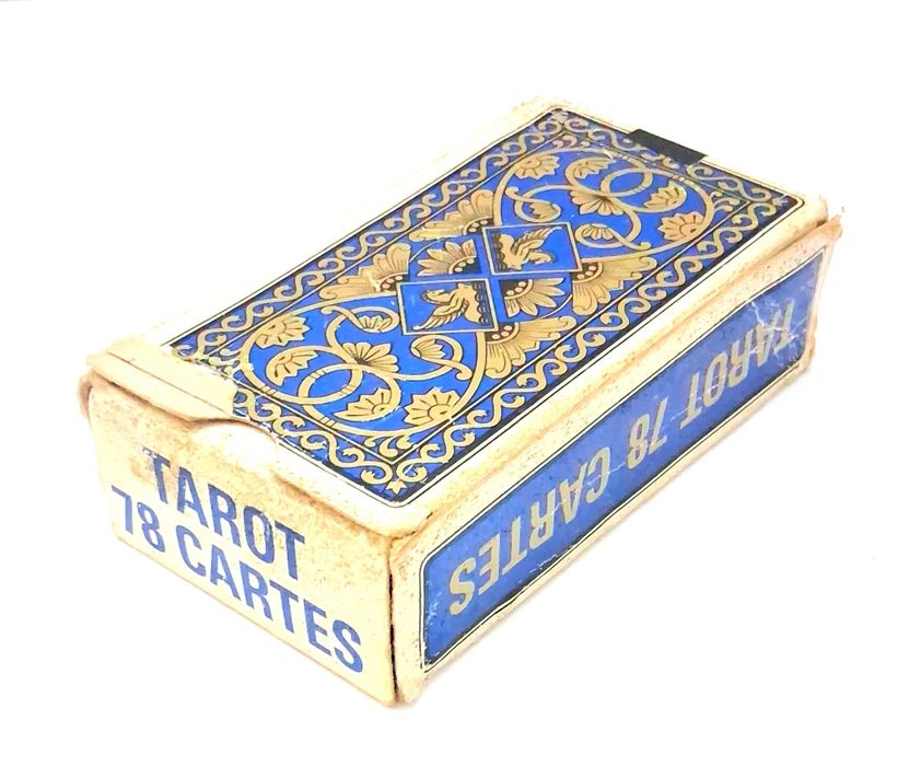 Antigo baralho de cartas Tarot