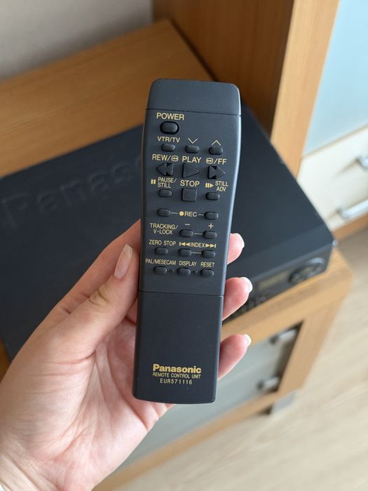 Відеомагнітофон Panasonic NV-SD205 (VHS)