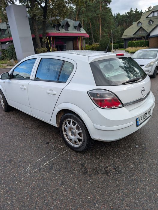 Opel Astra H 2013, 1,6 бензин