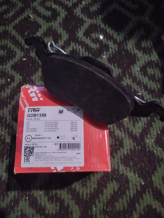 Тормозні колодки  Ford Focus