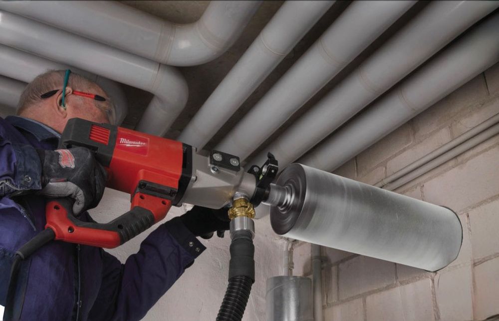 Алмазное сверление отверстия