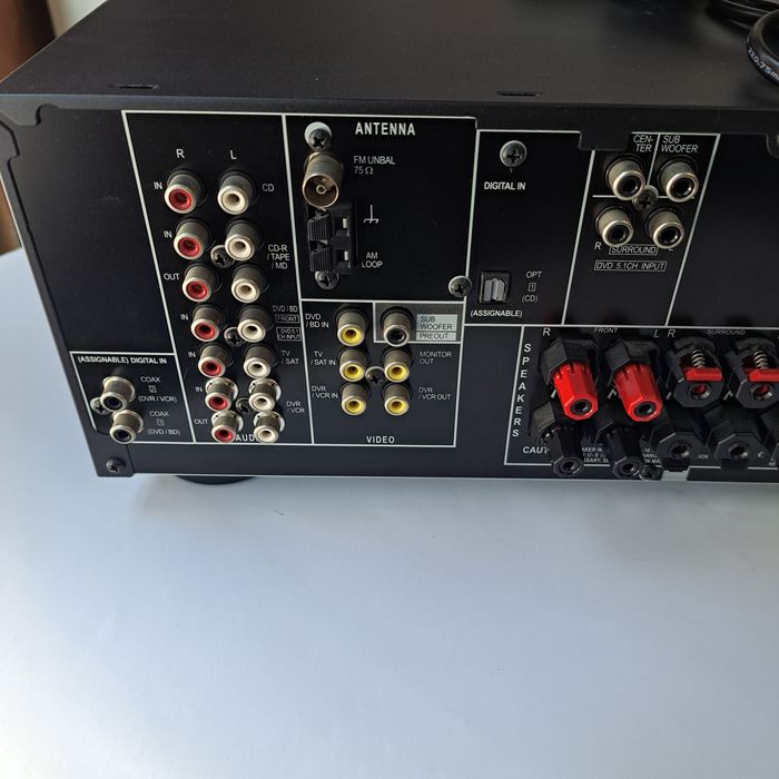 Pioneer Model VSX amplituner wielokanałowy