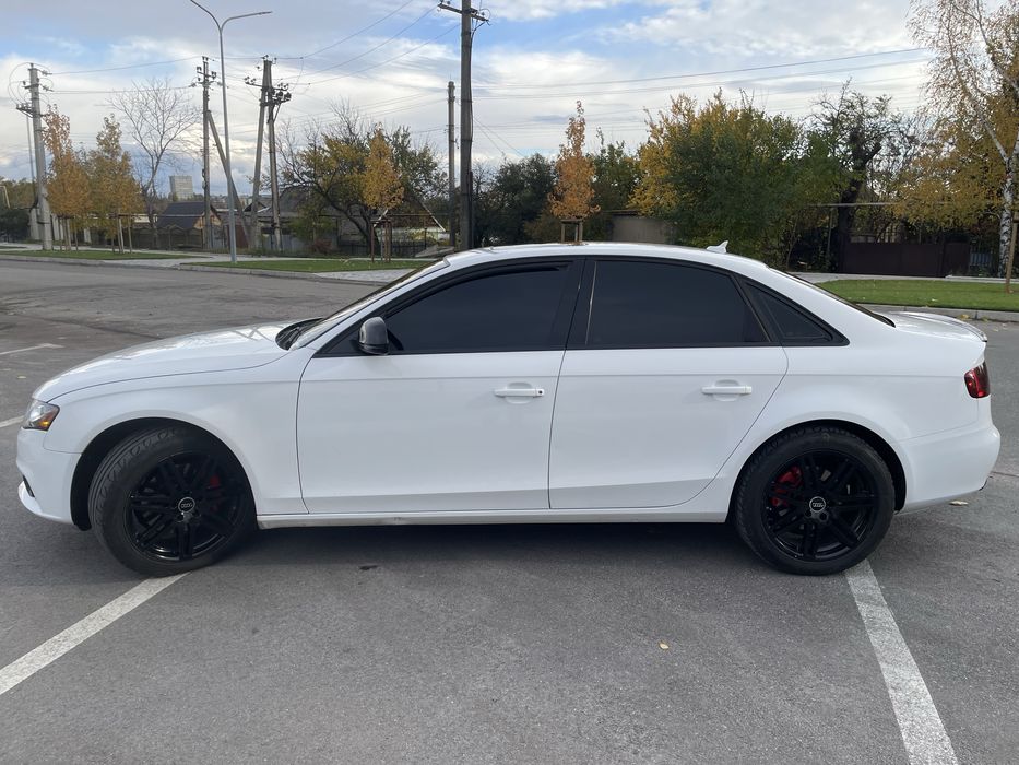 Продам Audi a4 b8