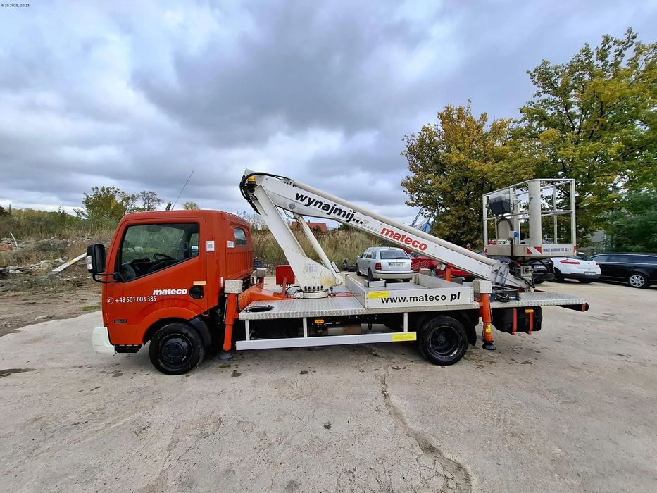 Nissan Cabstar  Multitel 160 ALU