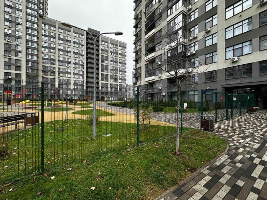 Оренда 3-кімнатної квартири в ЖК Варшавський. Олеся 4б. Генератор