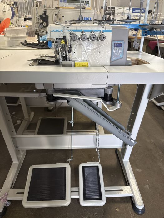 Overlock Jack C2-4 automat Nowy 4-nitkowy jak Juki