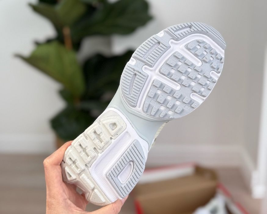 Топові кросівки Nike V2K run Оригінал ( 36.5, 37.5, 38, 39, 40 рр. )