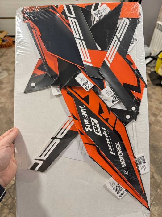 Комплект заводских наклеек KTM 1290 SuperDuke 20-22