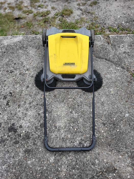 Zamiatarka ręczna karcher s 650